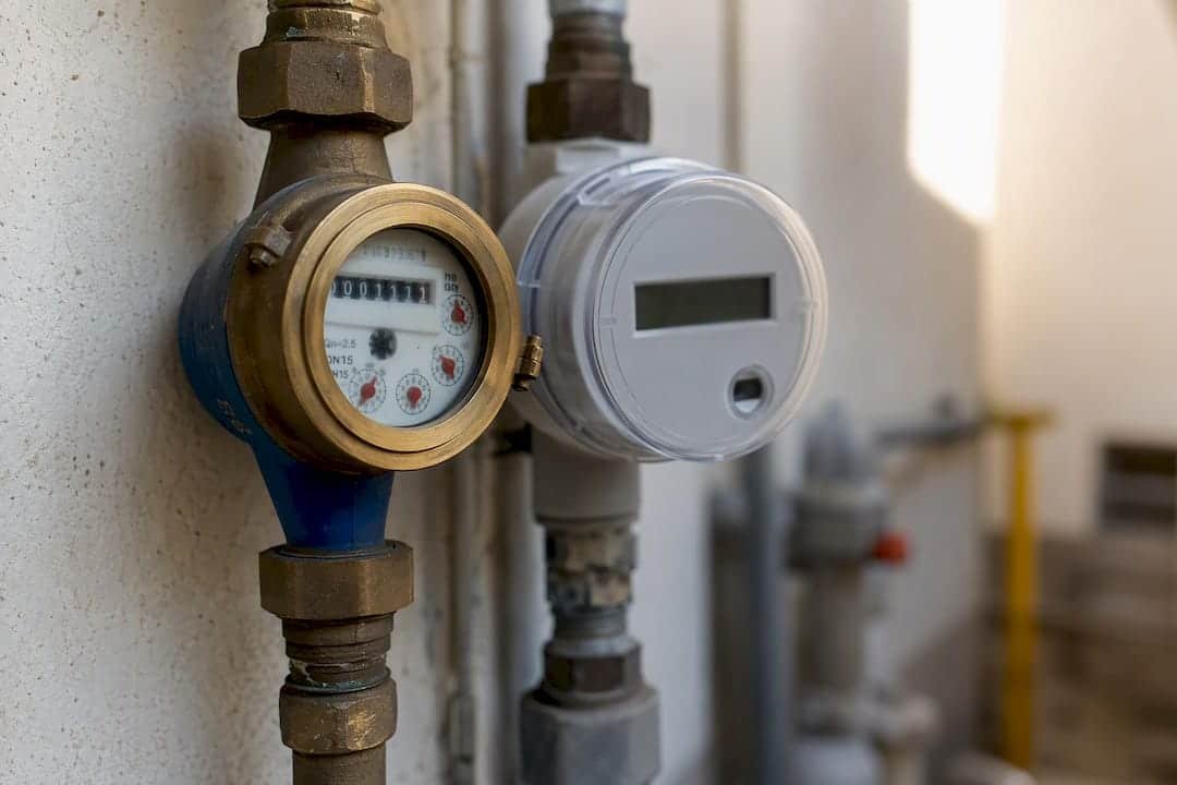 Contadores de servicios en vivienda desocupada