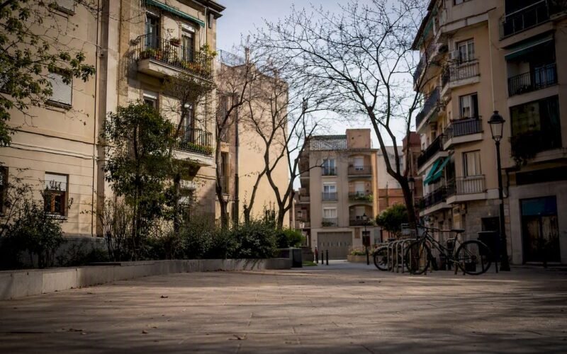 Bloque de apartamentos urbanos en zona de alta demanda de alquiler