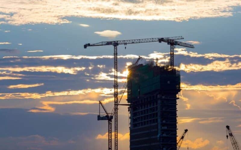 La Alarma Oculta en la Construcción: Se Pierden 100.400 Profesionales Cualificados en Solo un Año Portal inmobiliario de noticias profesionales
