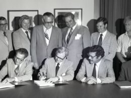 Ejemplo factura administrador de fincas y documentación profesional