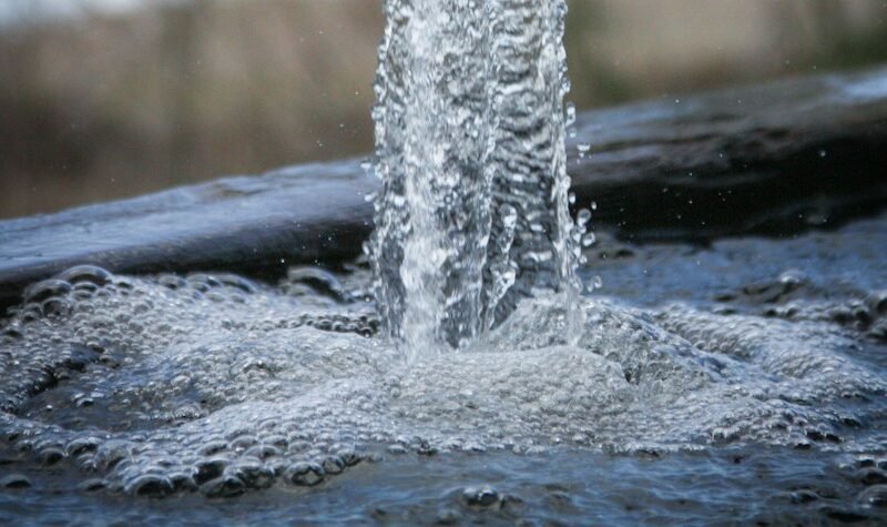 Golpe de ariete en una instalación con tuberías de agua