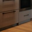 Instalar microondas integrable dentro de una columna de cocina
