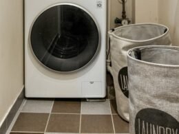 Instalar secadora bomba de calor en una zona de lavandería ventilada