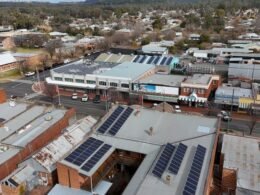 Placas solares cubierta plana en edificios residenciales