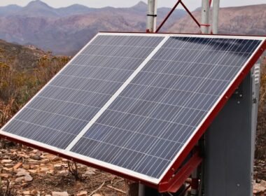 Placas solares portátiles para producir energía fuera de la red